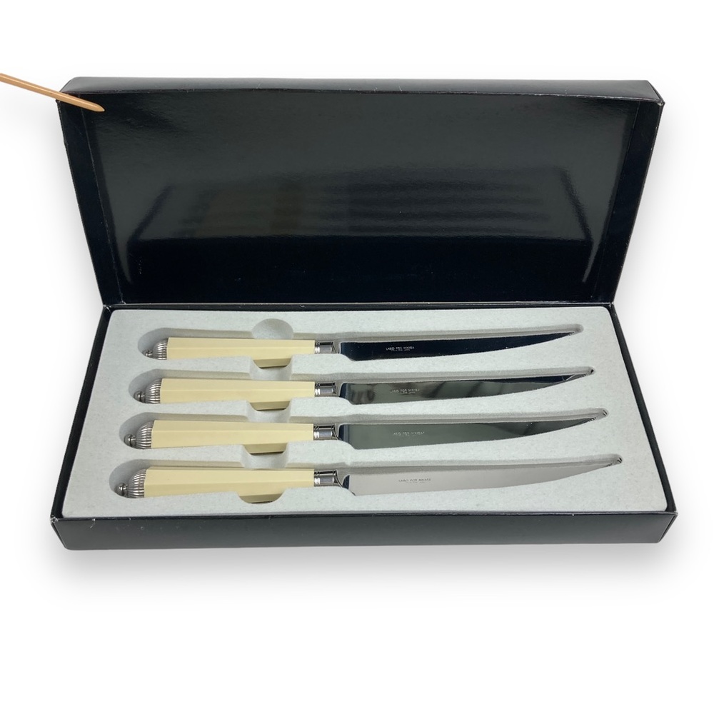 Mikasa by Larry Laslo Waldorf 4 PC Steak Knife Set Japan Stainless Beige Handles
